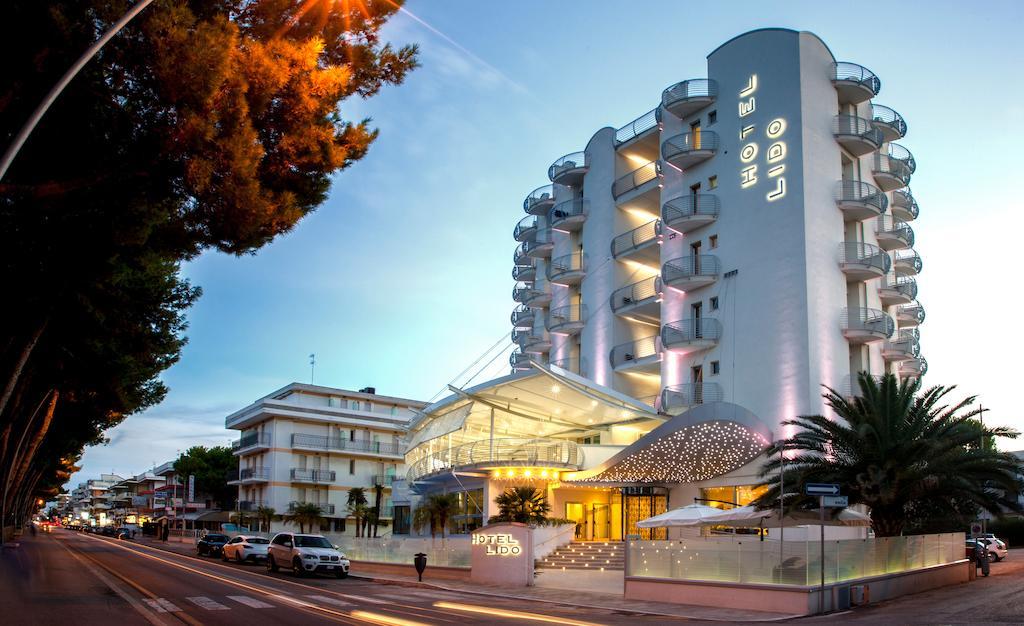 Hotel Lido Альба-Адріатіка Екстер'єр фото